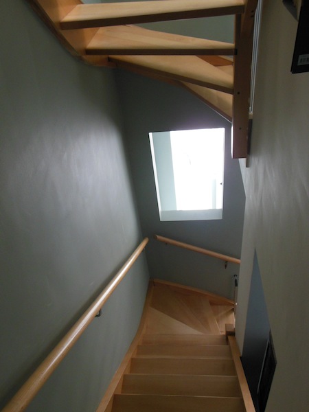 pose d'escalier en bois double quart-tournant sans contre-marches