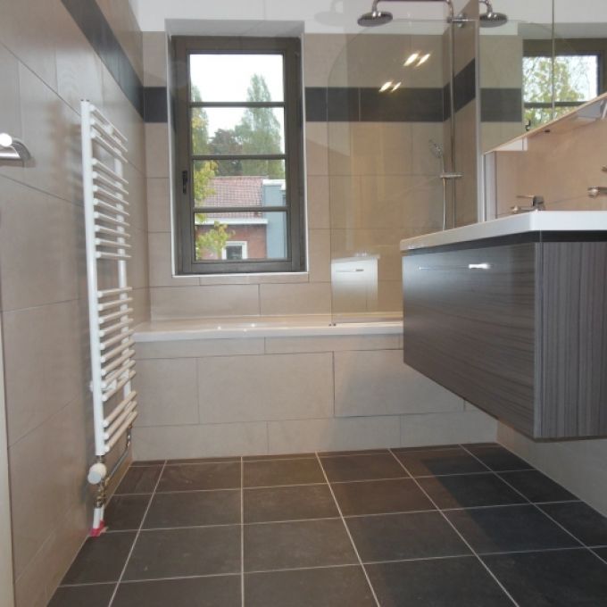 Transformation immeuble à appartements à Forest