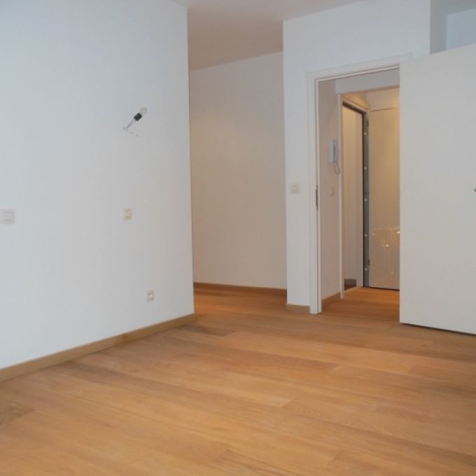 Transformation immeuble à appartements à Forest