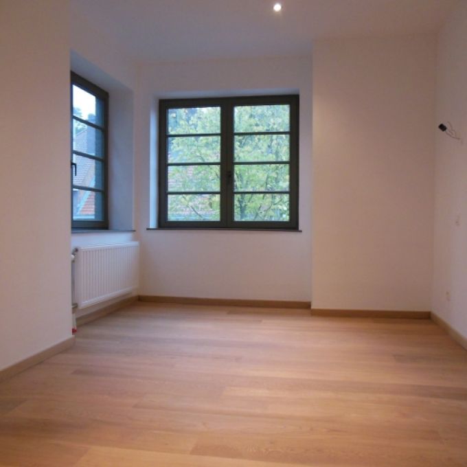 Transformation immeuble à appartements à Forest